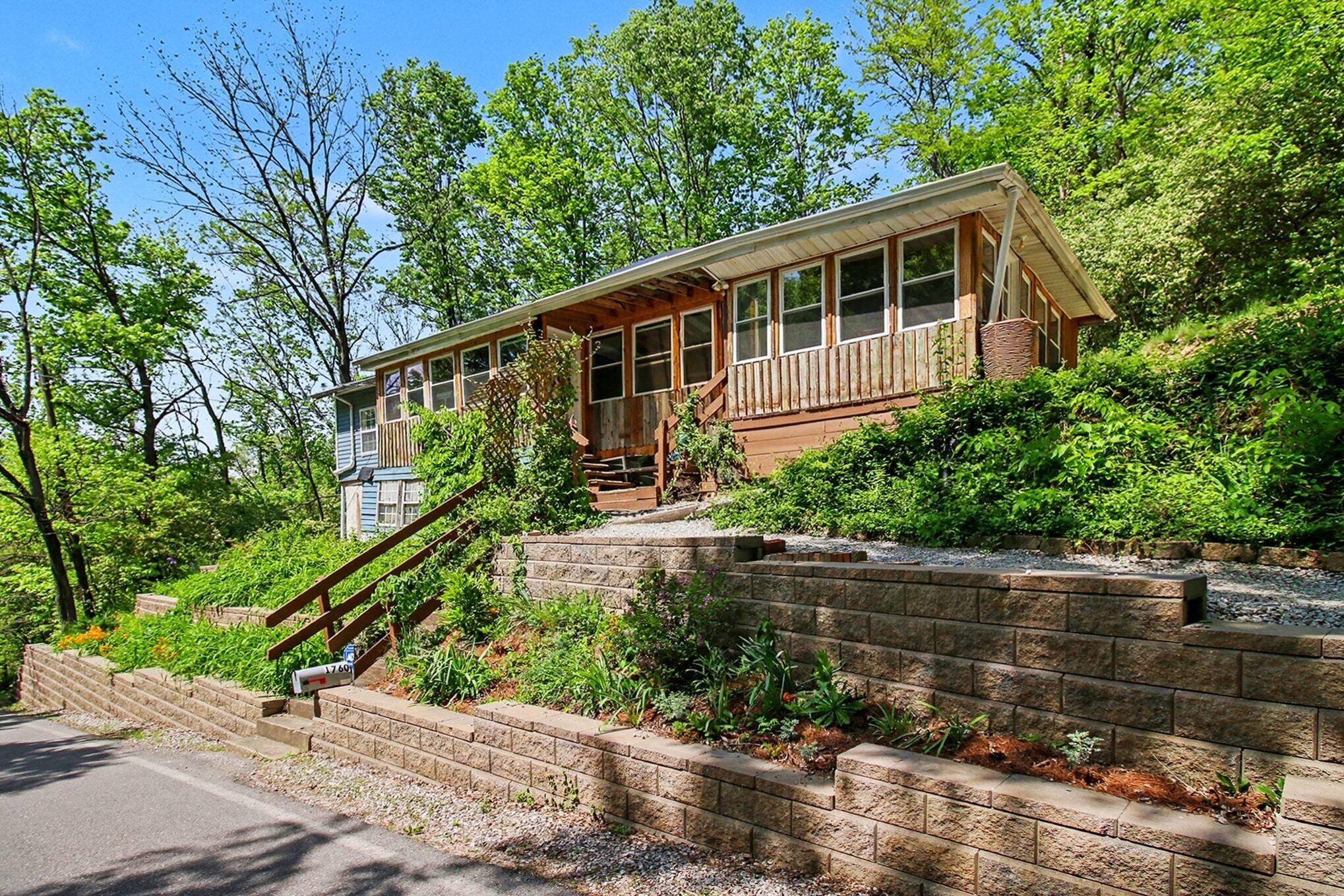 1760 Montague Road Covington, KY 41016 - Photo 2 of 23