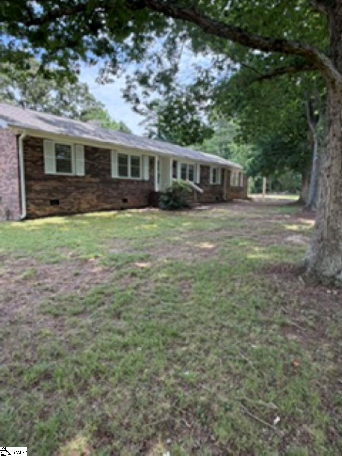 140 Loftis Drive Pelzer, SC 29669 - Photo 3 of 22