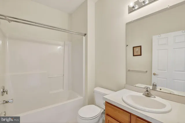 $529,900 | 110 Ridgway Drive, Bordentown, NJ 08505