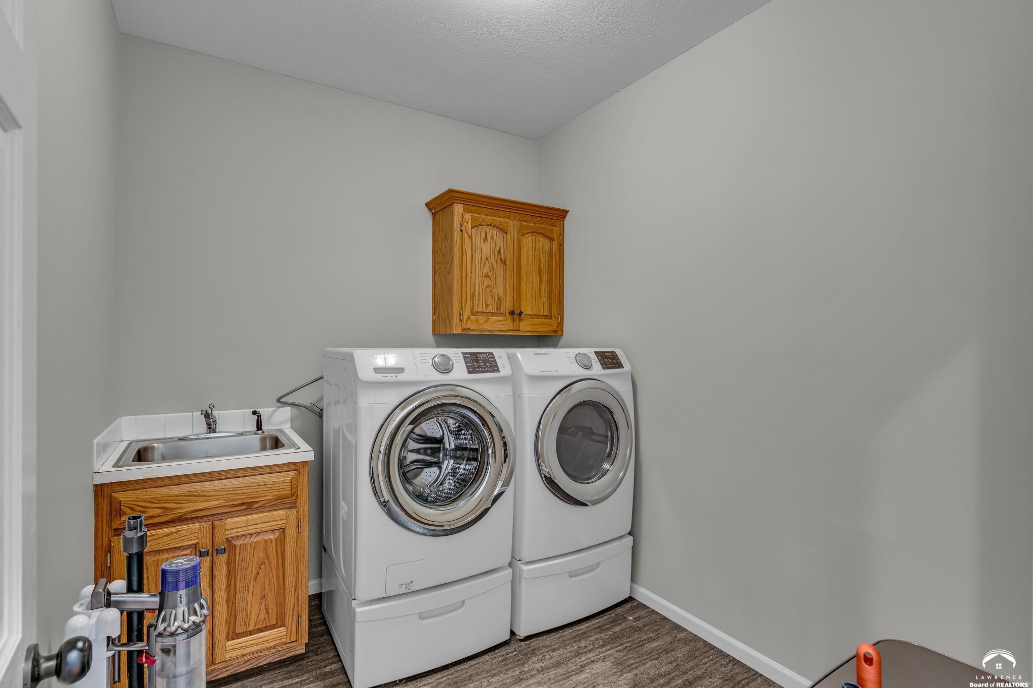 1124 Dubs Court Lawrence, KS 66049 - Photo 25 of 69
