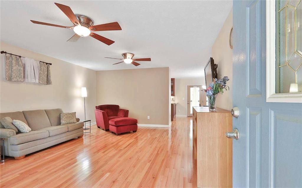 385 Vaughn Road Newnan, GA 30265 - Photo 8 of 70