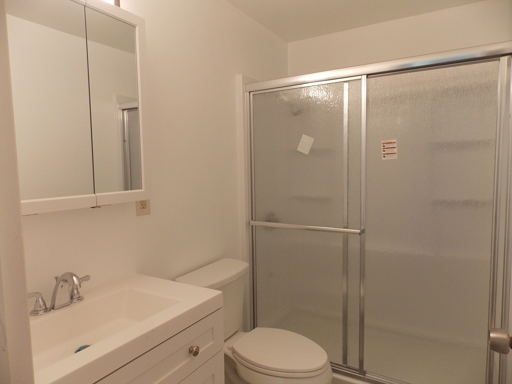 243-273 Boston Post Road East, Unit 12 Marlborough, MA 01752 - Photo 5 of 10