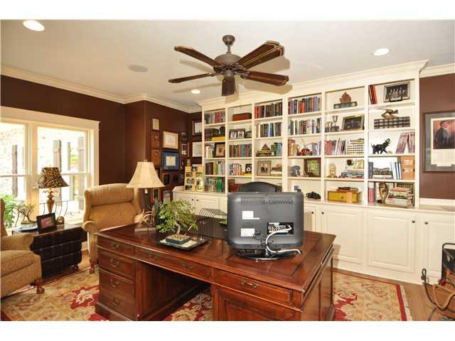 5707 Travis Road Greenwood, IN 46143 - Photo 14 of 24 Gallery Image 14