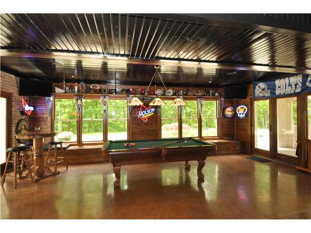 5707 Travis Road Greenwood, IN 46143 - Photo 5 of 24 Gallery Image 5