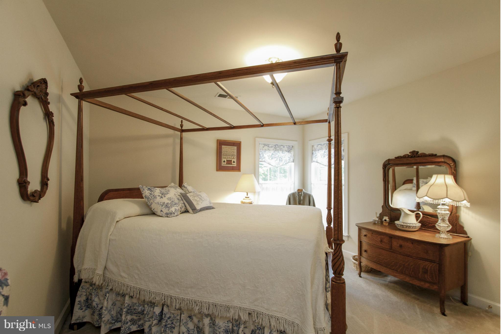 18551 Kerill Road Triangle, VA 22172 - Photo 20 of 30 Bedroom