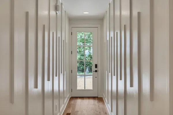 $3,650 | 660 B Vernon Avenue, Nashville, TN 37209