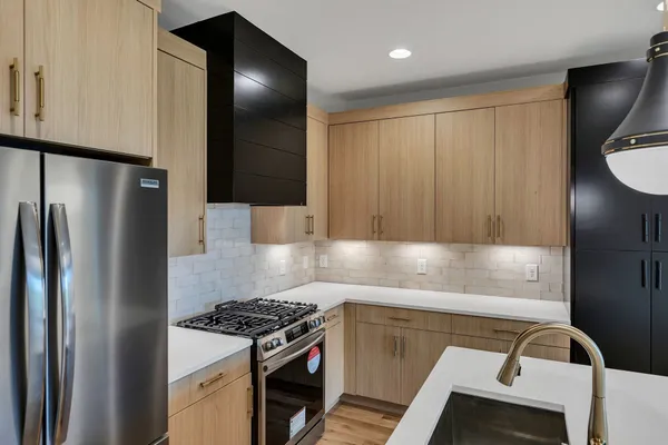 $3,650 | 660 B Vernon Avenue, Nashville, TN 37209