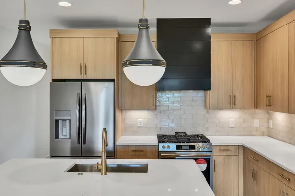 $3,650 | 660 B Vernon Avenue, Nashville, TN 37209