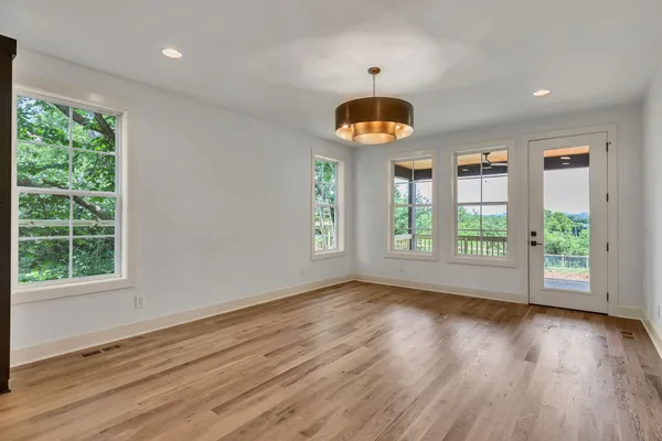 $3,650 | 660 B Vernon Avenue, Nashville, TN 37209