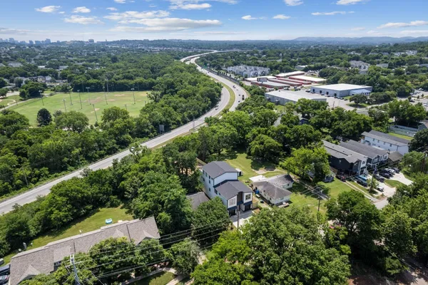 $3,650 | 660 B Vernon Avenue, Nashville, TN 37209