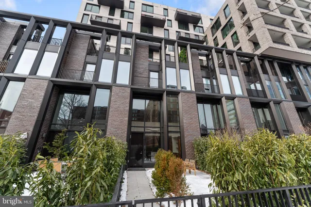 $9,800 | 1332 8th Street Northwest, Washington, DC 20001