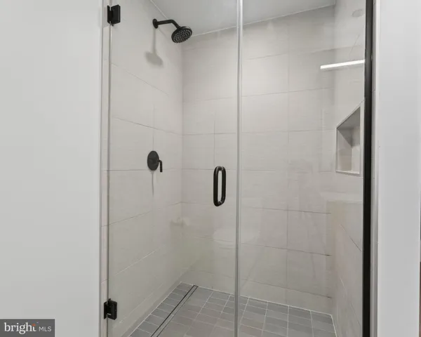 $9,800 | 1332 8th Street Northwest, Washington, DC 20001