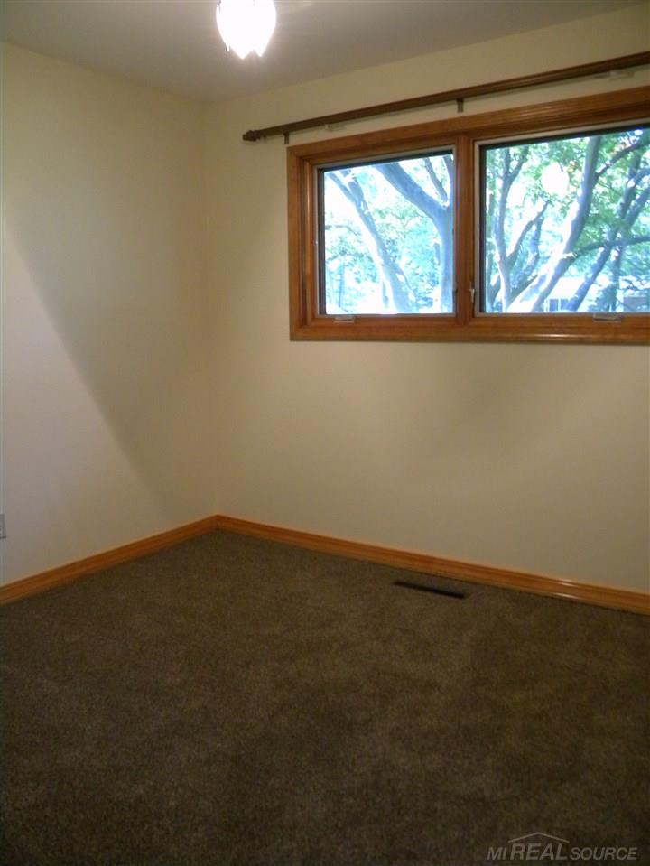 1957 Ansal Drive Rochester Hills, MI 48309 - Photo 18 of 41