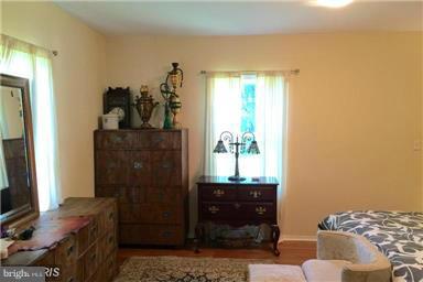 14178 Travilah Road Rockville, MD 20850 - Photo 14 of 16 Bedroom (Master)