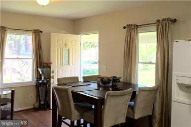14178 Travilah Road Rockville, MD 20850 - Photo 3 of 16 Dining Room