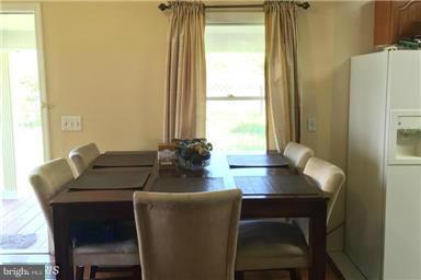 14178 Travilah Road Rockville, MD 20850 - Photo 4 of 16 Dining Room