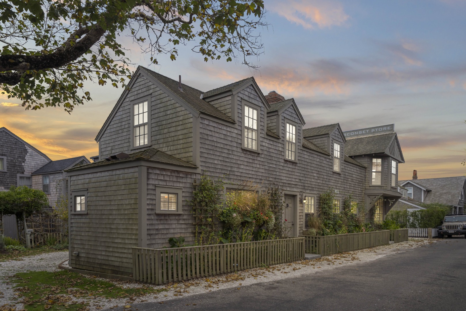 25 Broadway Nantucket, MA 02554 - Photo 2 of 60