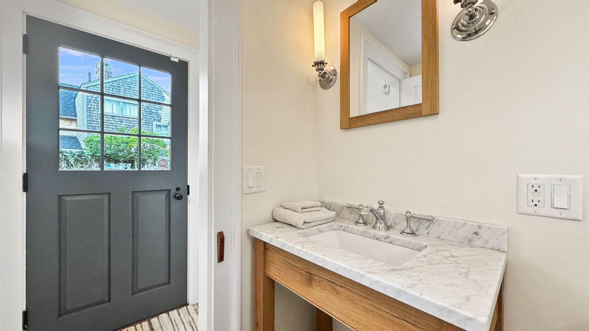 25 Broadway Nantucket, MA 02554 - Photo 35 of 60