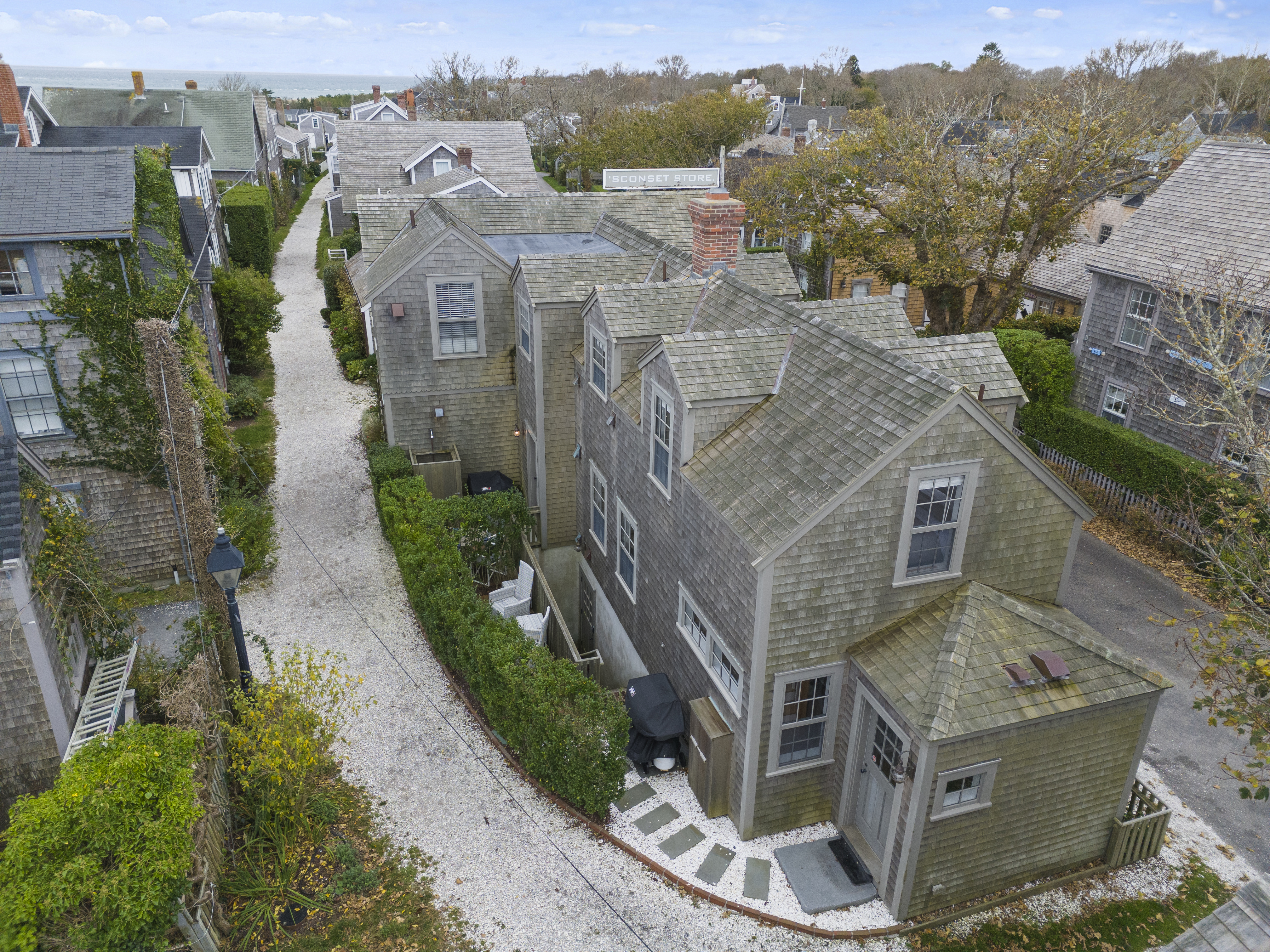 25 Broadway Nantucket, MA 02554 - Photo 49 of 60