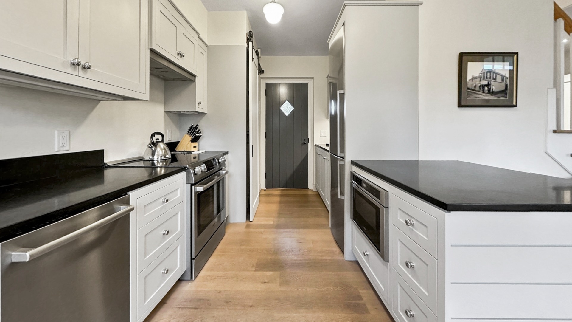 25 Broadway Nantucket, MA 02554 - Photo 8 of 60