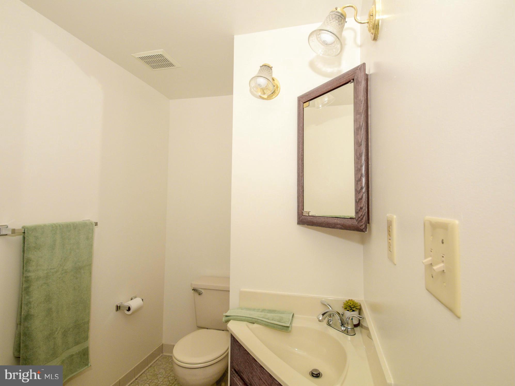 58 Perryfalls Place Nottingham, MD 21236 - Photo 25 of 30 Bath