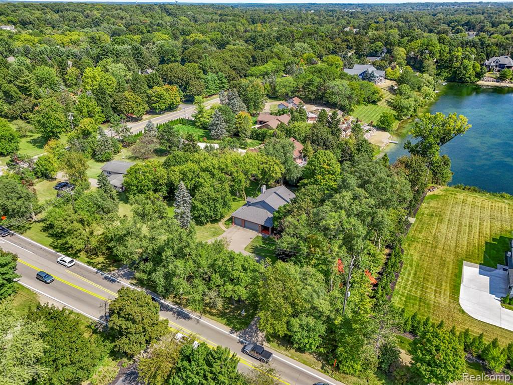 18990 Beck Road Northville, MI 48168 - Photo 55 of 60
