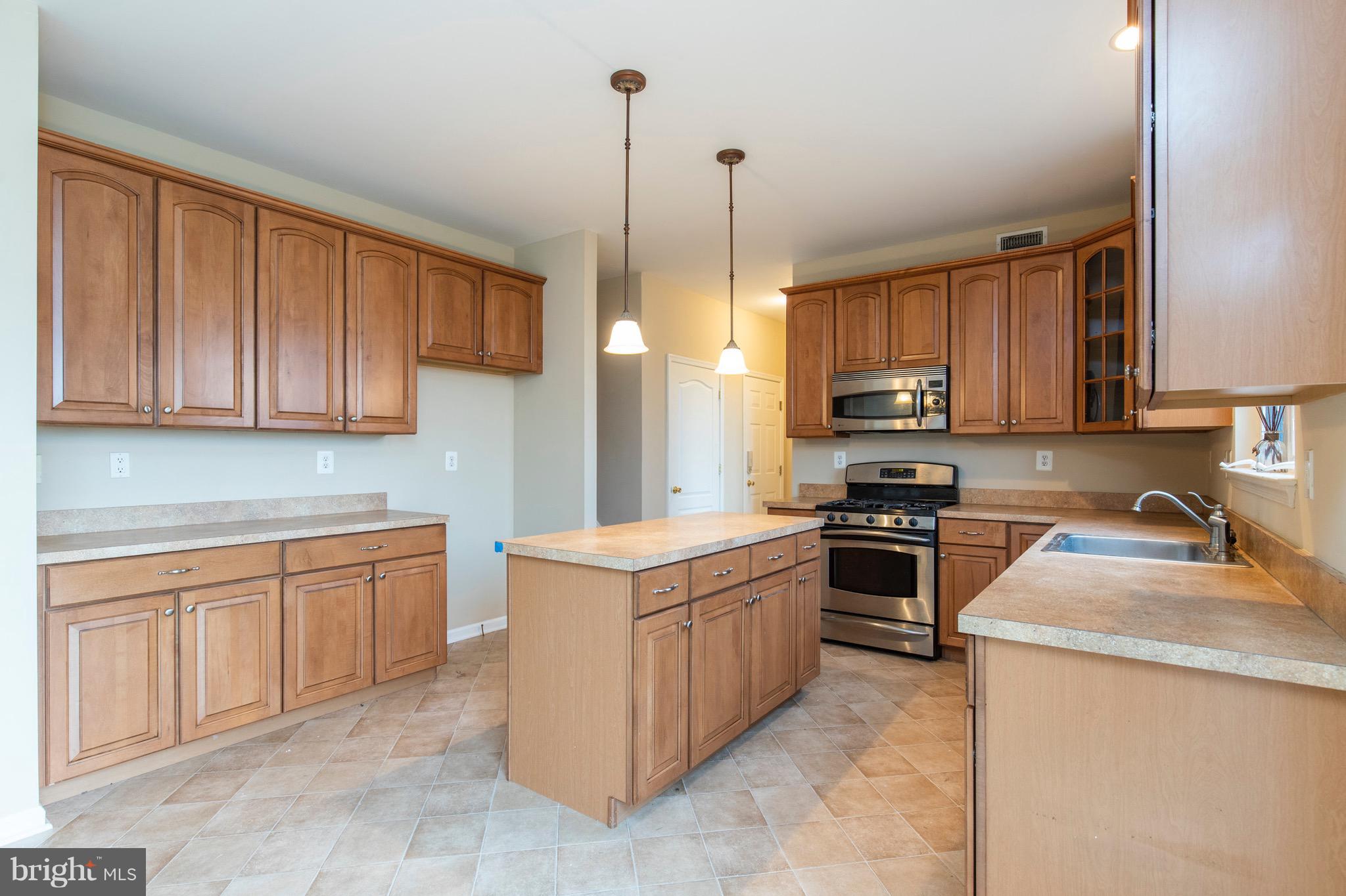 702 Farmhouse Road Mickleton, NJ 08056 - Photo 9 of 23 Gallery Image 9