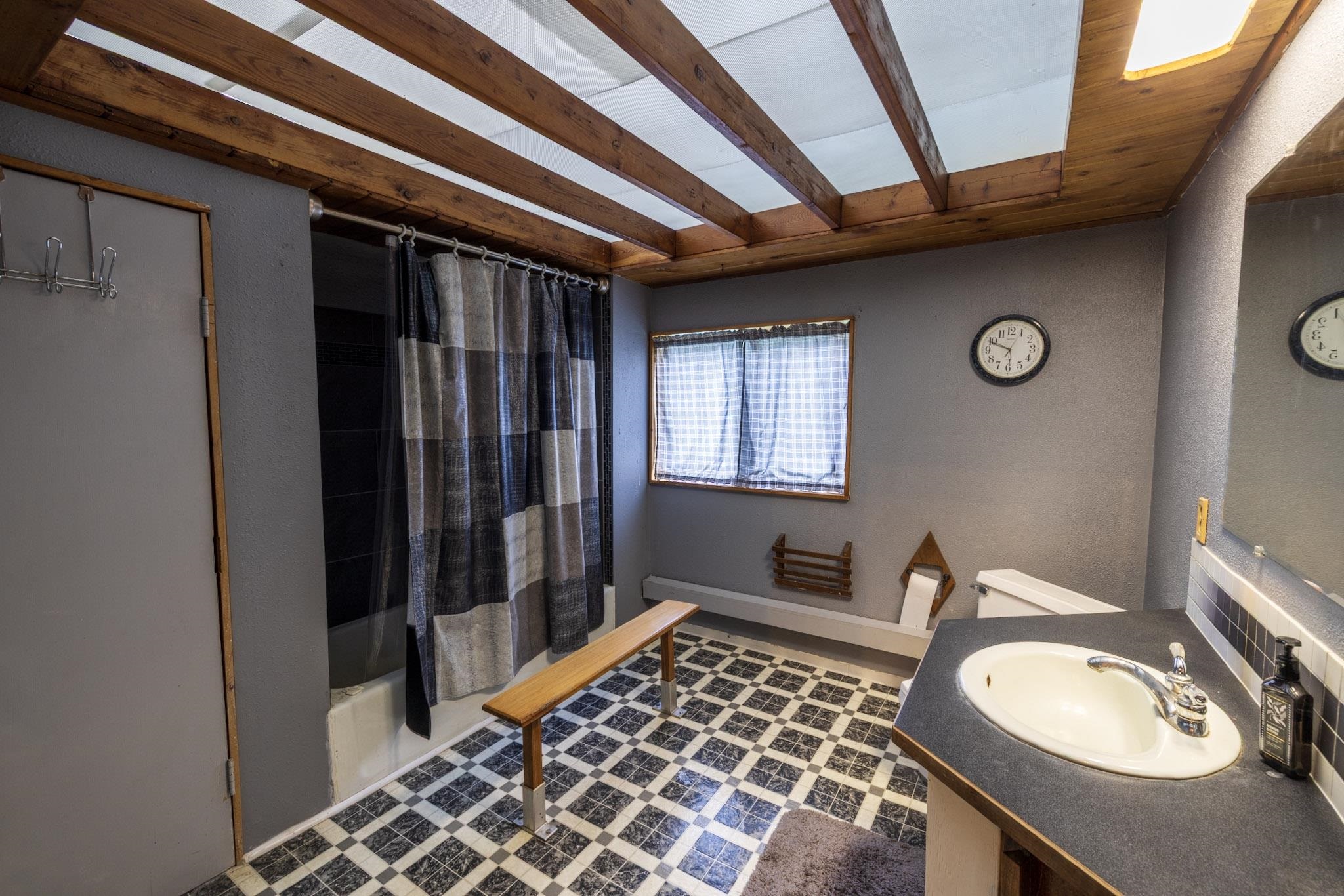 31825 North Regal Road Deer Park, WA 99006 - Photo 35 of 45