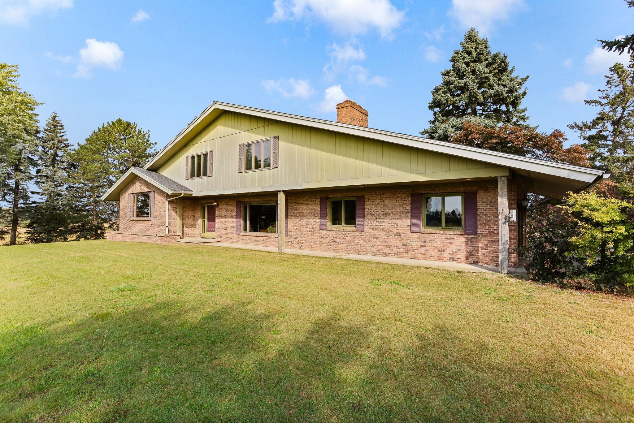 160 West Deckerville Road Caro, MI 48723 - Photo 3 of 62 50159027-f480578c-3ad9-48d4-b376-6c20cb9106da.JPG