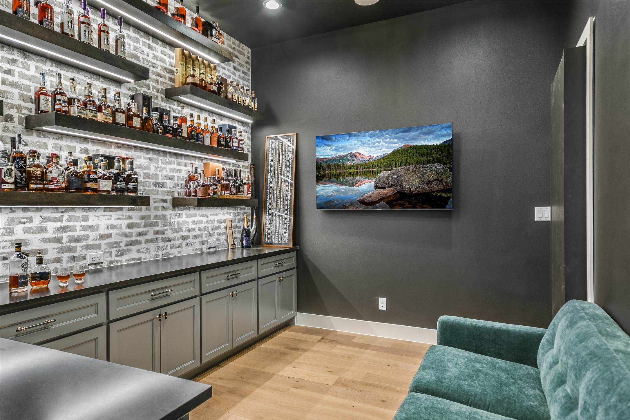 207 Gwendolyns Trail Wimberley, TX 78676 - Photo 15 of 40 a view of a living room and furniture