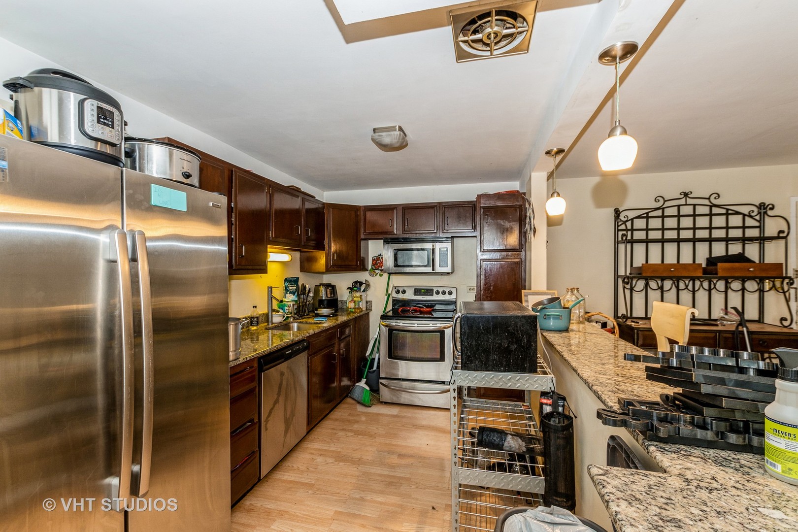 4281 West 76th Street, Unit 207 Chicago, IL 60652 - Photo 2 of 13