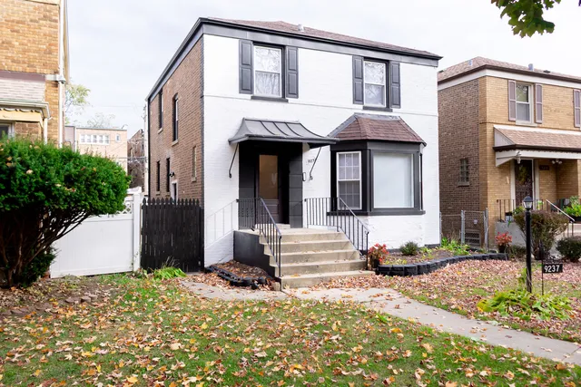 $305,000 | 9237 South Justine Street, Chicago, IL 60620