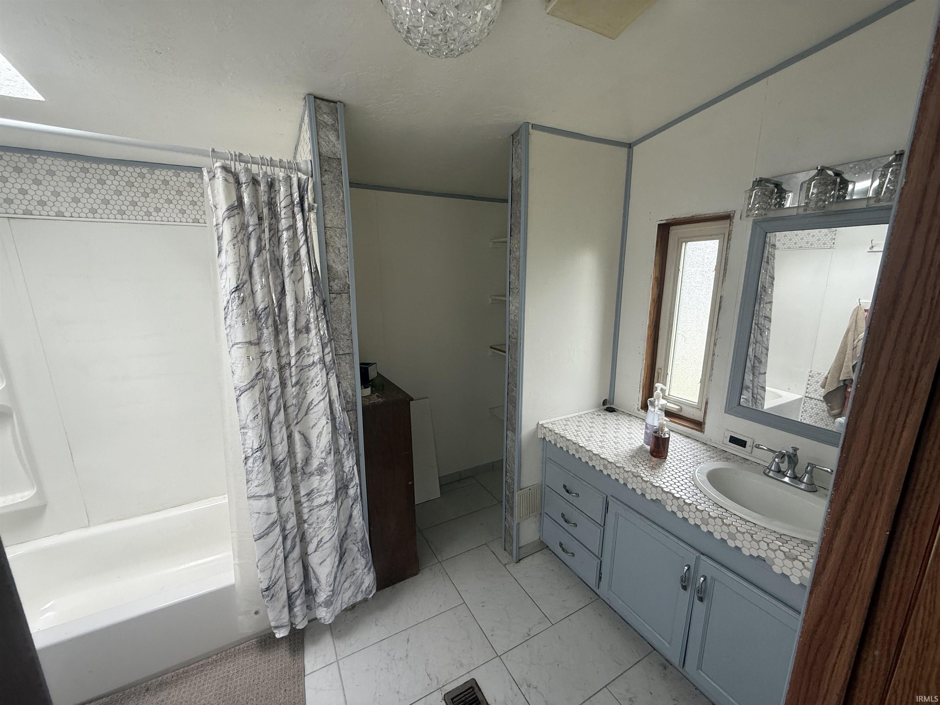 890 West Scheckler Road Columbia City, IN 46725 - Photo 5 of 20