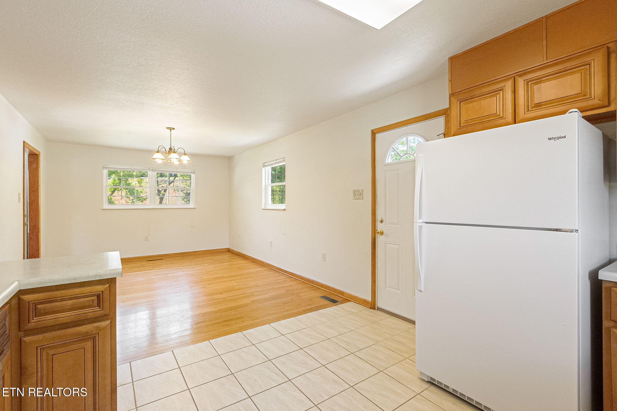 409 Lawnville Road Kingston, TN 37763 - Photo 10 of 29 14-web-or-mls-014--FULL