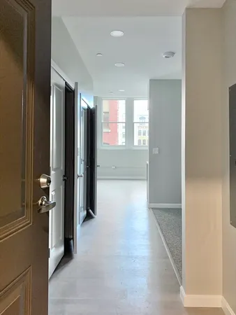 $1,850 | 6 Chatham Street, Unit 204, Worcester, MA 01608