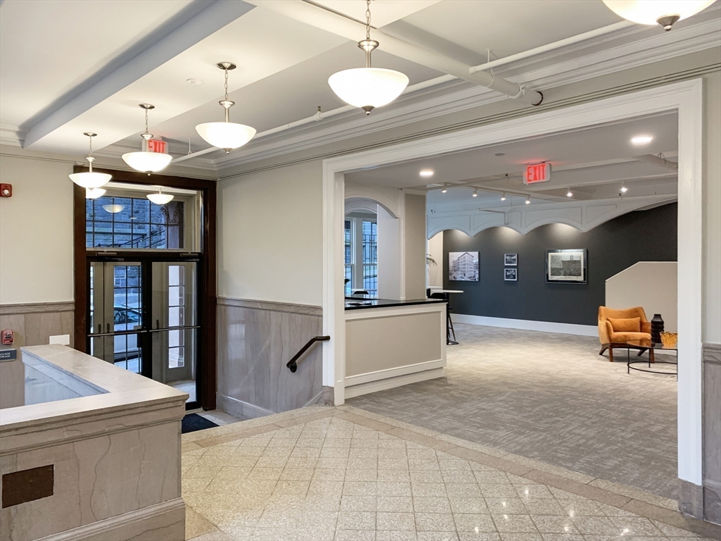 6 Chatham Street, Unit 204 Worcester, MA 01609 - Photo 5 of 8