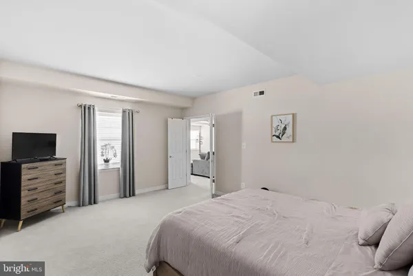 $1,599,000 | 42037 Heaters Island Court, Leesburg, VA 20176