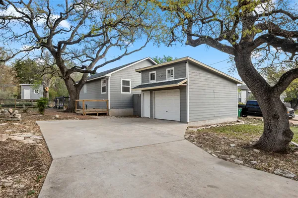 $2,000 | 18000 Lafayette Park Drive, Jonestown, TX 78645