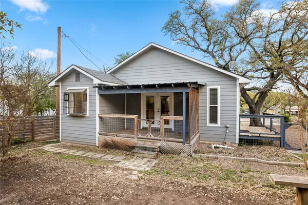 $2,000 | 18000 Lafayette Park Drive, Jonestown, TX 78645