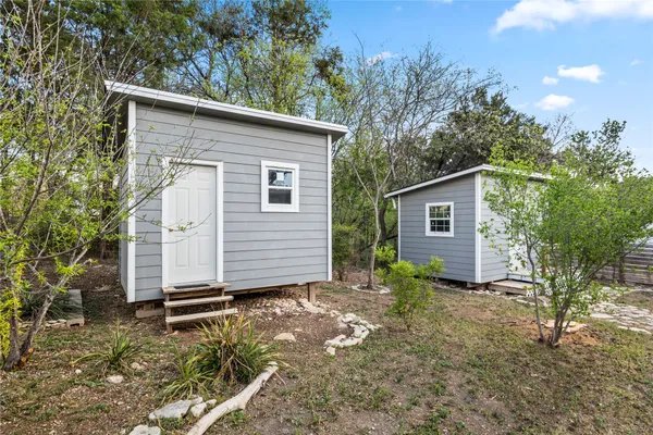 $2,000 | 18000 Lafayette Park Drive, Jonestown, TX 78645