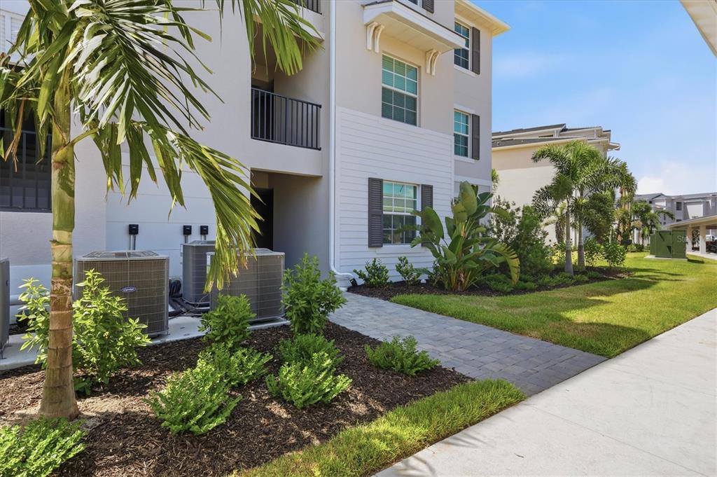 19140 Scallop Loop, Unit 108 Lakewood Ranch, FL 34211 - Photo 8 of 42