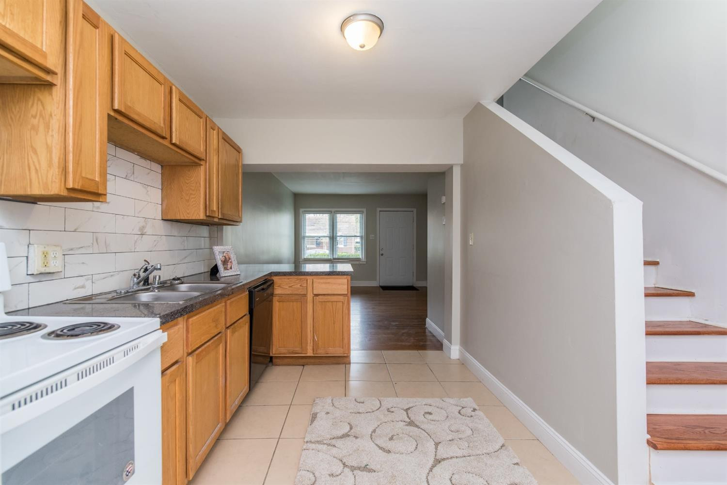 193 Sioux Road Lexington, KY 40503 - Photo 7 of 21 Photo 7