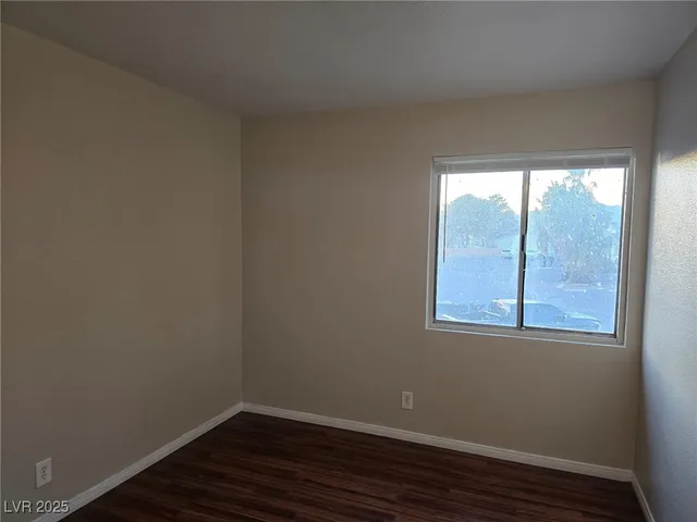 $995 | 1724 Breckenwood Court, Unit 2, Las Vegas, NV 89115