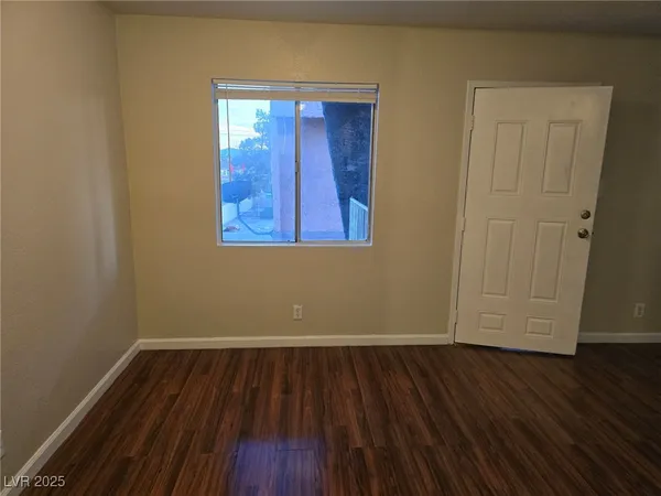 $995 | 1724 Breckenwood Court, Unit 2, Las Vegas, NV 89115