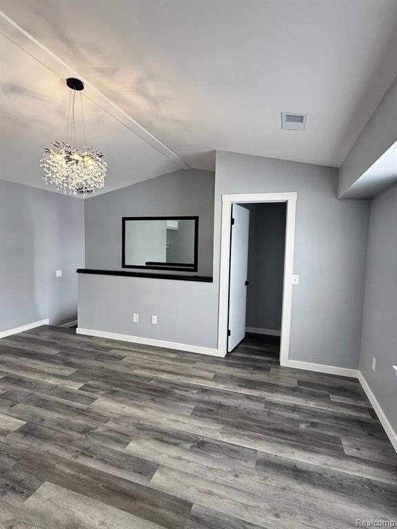 31844 Kelly Road, Unit 4 Roseville, MI 48066 - Photo 3 of 18