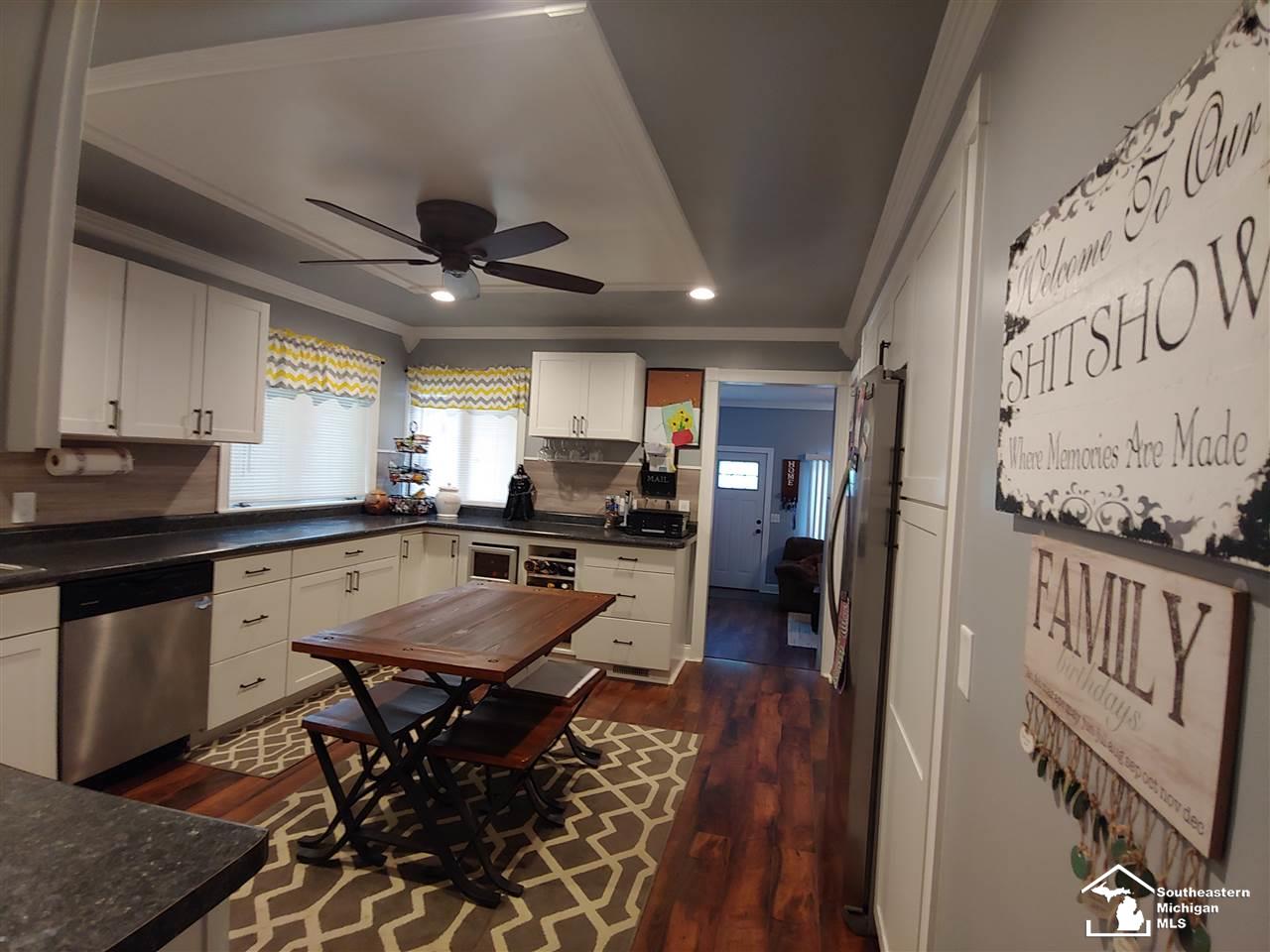 2160 Vivian Road Monroe, MI 48162 - Photo 26 of 39 31396672-25.JPG