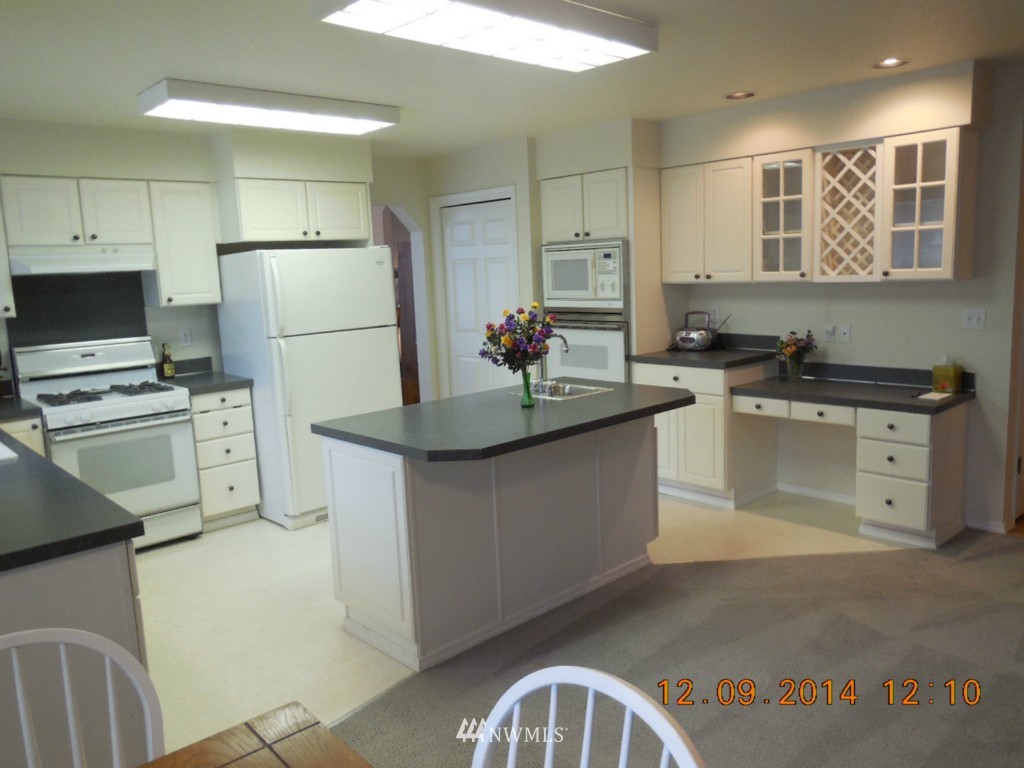 6014 60th Loop Southeast Lacey, WA 98513 - Photo 9 of 25 Gallery Image 9