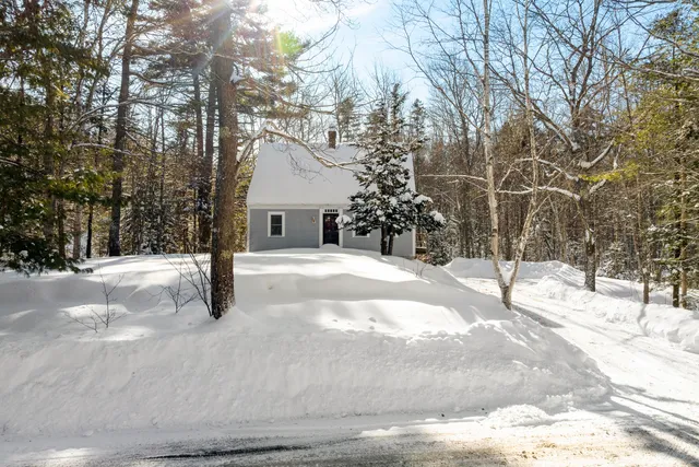 $450,000 | 441 Splitrock Road, Bristol, ME 04539