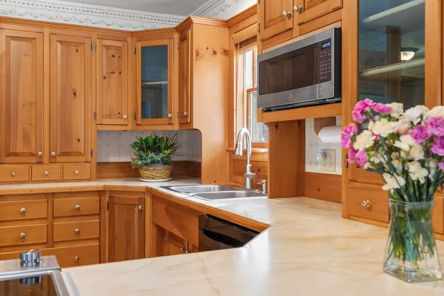 $450,000 | 441 Splitrock Road, Bristol, ME 04539