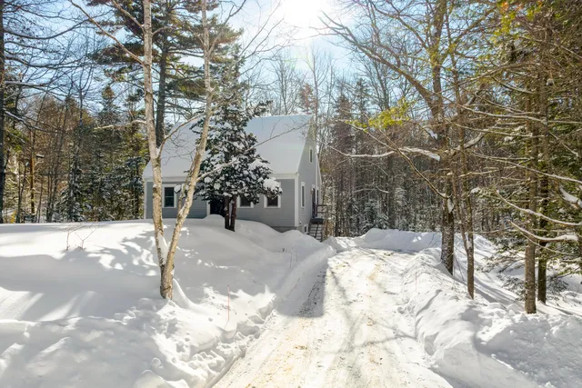 $450,000 | 441 Splitrock Road, Bristol, ME 04539